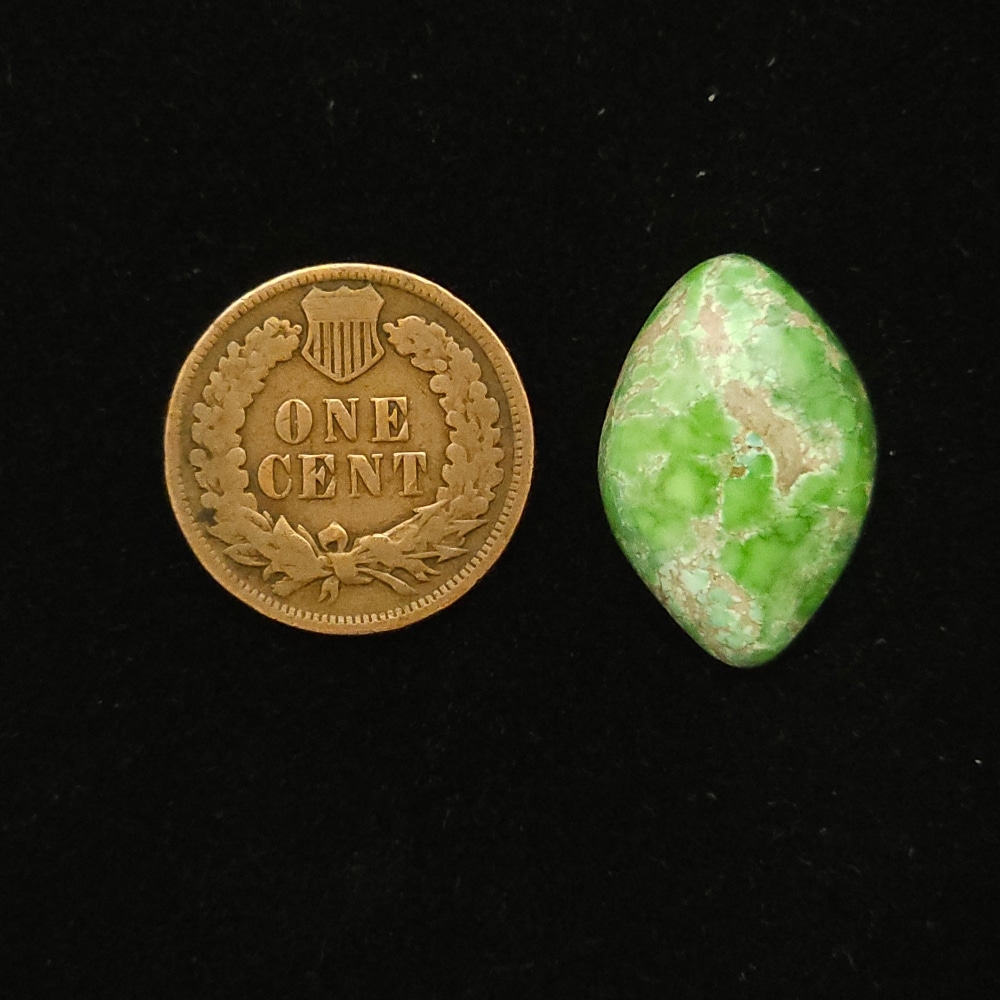 Diamond-shaped Carico Lake turquoise cabochon, grass green with milk chocolate matrix, 11.90 carats